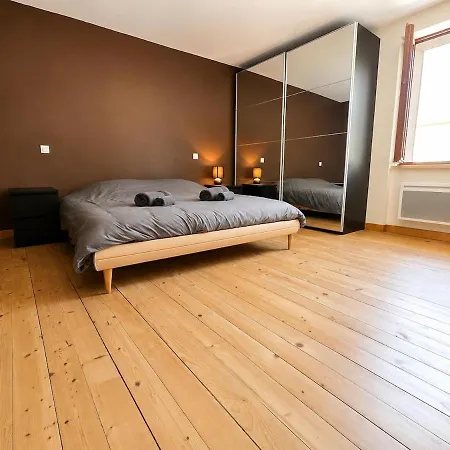 La Maison Des Ecoles *