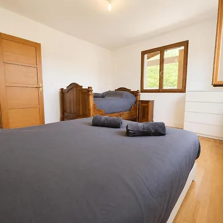 La Maison Des Ecoles Hébergement de vacances *