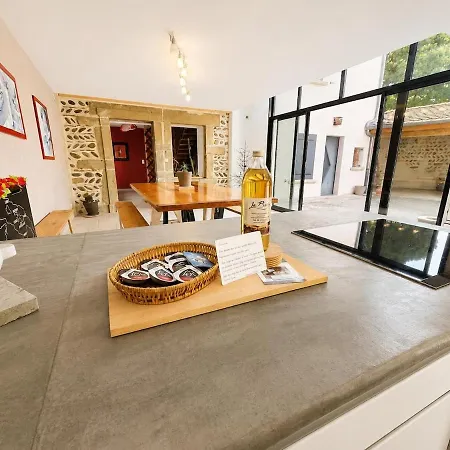 La Maison Des Ecoles *